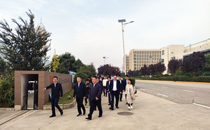 團市委、市貿(mào)促會、市青企協(xié)一行到工投集團涇河產(chǎn)業(yè)園考察交流